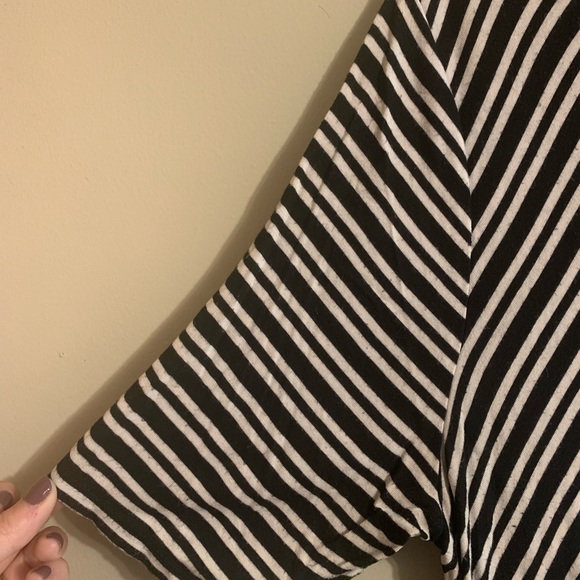 3/$32 Apt. 9 Sz PXL short-sleeved, black/white striped, peplum hem top. - Picture 4 of 5